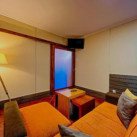 Casinha Dos Cubos Tatil Evi Geres