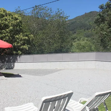 Casinha Dos Cubos Geres